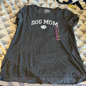 NWT - woman’s tee